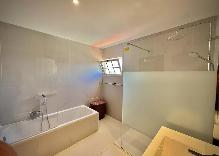 Summer 2 With Pool By Homing 빌라 *